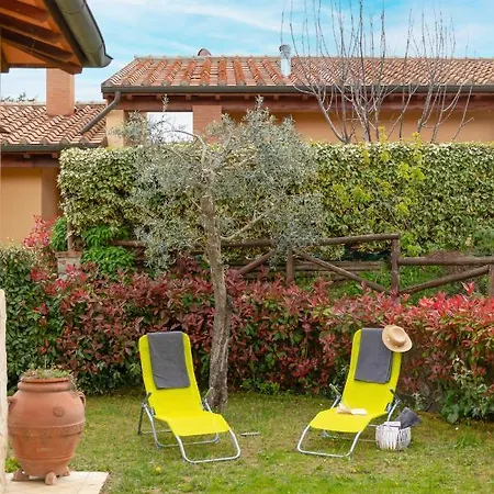 Holiday home Noi2vacanze In Digital Work Contignano